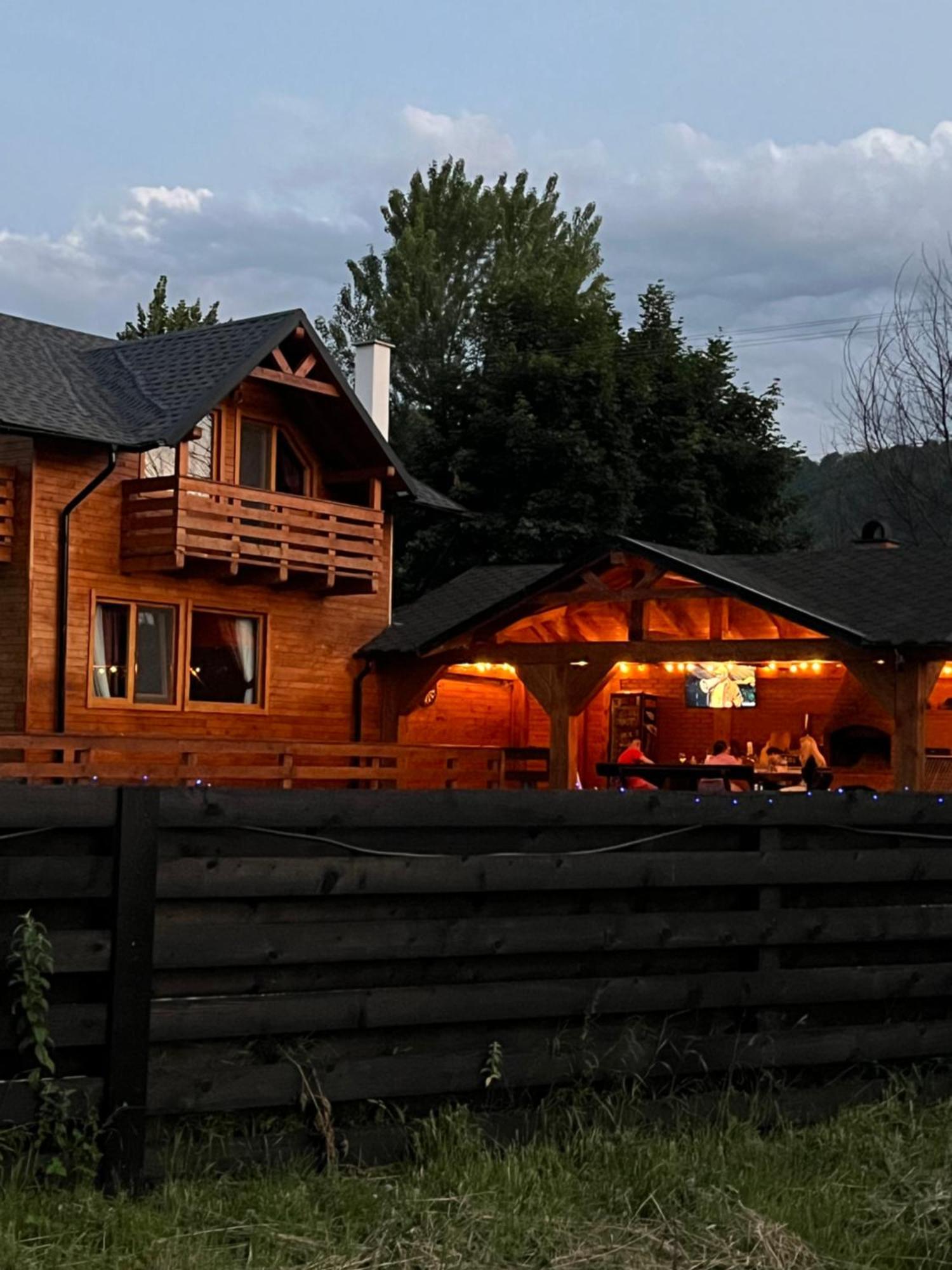 La Cabane Rasnov Exterior photo